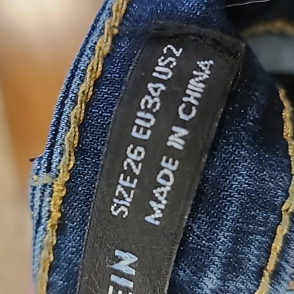 Shein Women's jeans size 26. - Picture 6 of 6